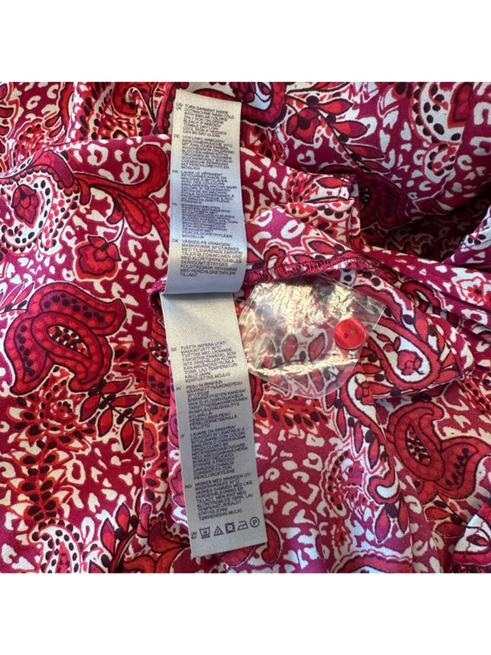 NWOT NYDJ Womens Red Paisley Pintucked Pleated 1/4 Button Front Blouse Size 1X - Picture 12 of 14